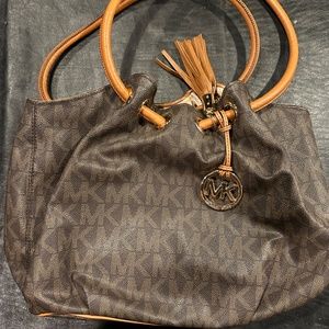 Michael Kors Jet Set Large Signature Gathered Tote - Brown